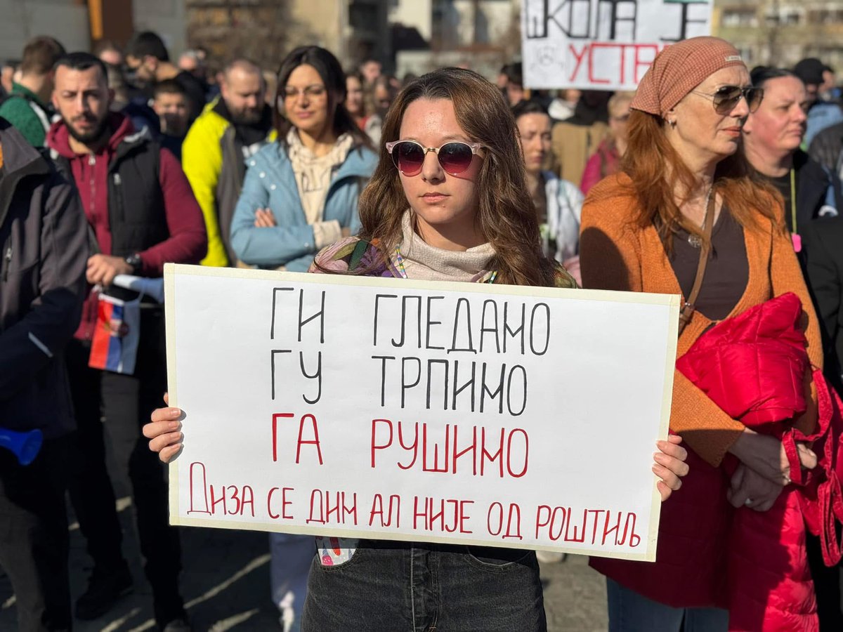 samuraj016's tweet image. Diza se dim al nije od roštilj!
Leskovac 01.02.2025.
(foto jugmedija)