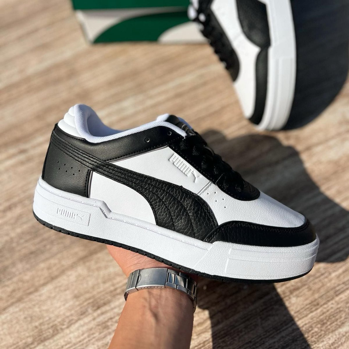 xetdaspromocoes's tweet image. O PANDA DA PUMA

Tênis Puma CA Pro Sport
De R$ 599 por R$ 331 em 7x
Use o Cupom: LIDER10 🎟️

Loja Oficial Puma no ML
mercadolivre.com/sec/1hUqRHX