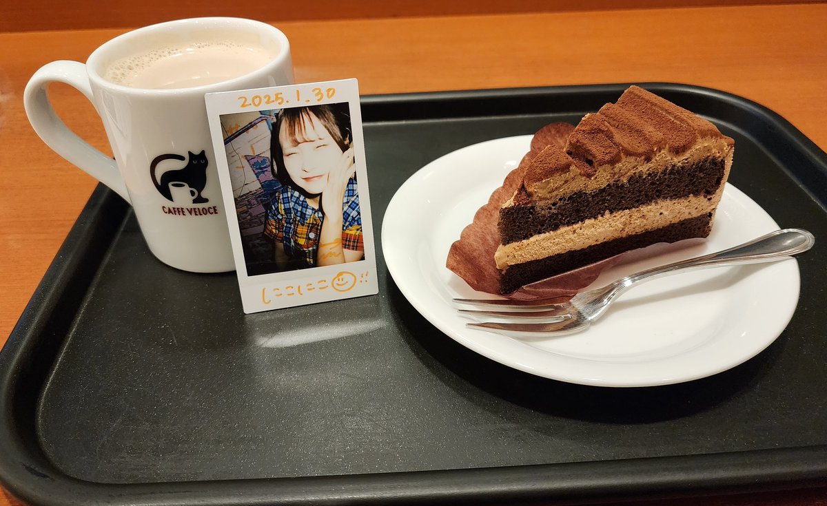 sessy0403's tweet photo. 今日のBAD(ｼﾞｬﾅｲ)CAKE🍰
CAFEE VELOCEさんのチョコレートケーキ🍫
#神激
#BADCAKE https://t.co/vhf6elC4C5