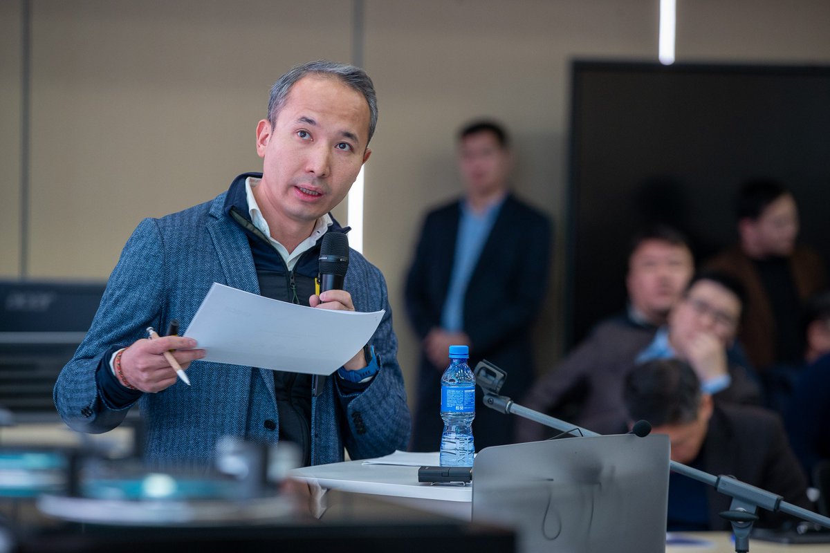 Шуурхай штабаас өгсөн үүргийн дагуу Улаанбаатар хотын камерын хяналтад АI технологи нэвтрүүллээ.
Ерөнхий сайдын дэргэдэх Шуурхай штабын ээлжит IV хуралдаан болов. Ерөнхий сайд Л.Оюун-Эрдэнэ болон УИХ, Засгийн газрын гишүүд, нийслэлийн болон агентлагийн удирдлагууд, дотоод,