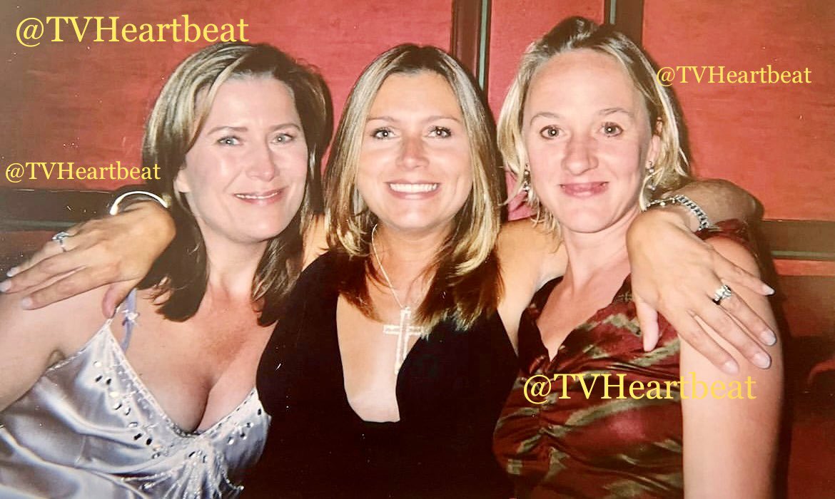 TvHeartbeat's tweet photo. Smile, it’s February at last! What a fabulous photo of 3 of my favourite #Heartbeat stars off screen together 🌟 @kaziapelka @triciapenrose #NiamhCusack #MaggieBolton #GinaWard #KateRowan 🩷 https://t.co/oU71zmr4bc