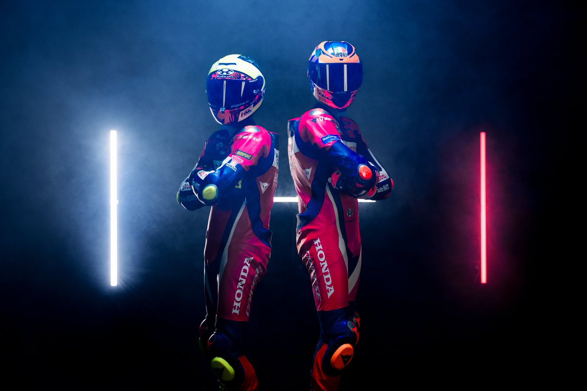 HRC_MotoGP's tweet photo. Here they are, the first photos of the Honda HRC Castrol team. https://t.co/MuZHAg81b5