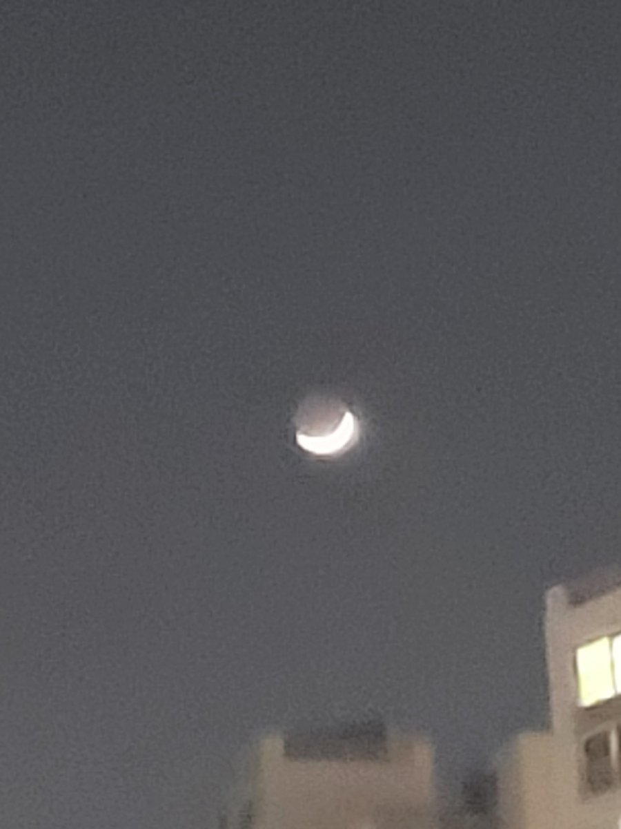 RuRewos's tweet photo. 오늘 달 졸랭 밝��
어두운부분까지 다 보임 https://t.co/bfMaR4RC27