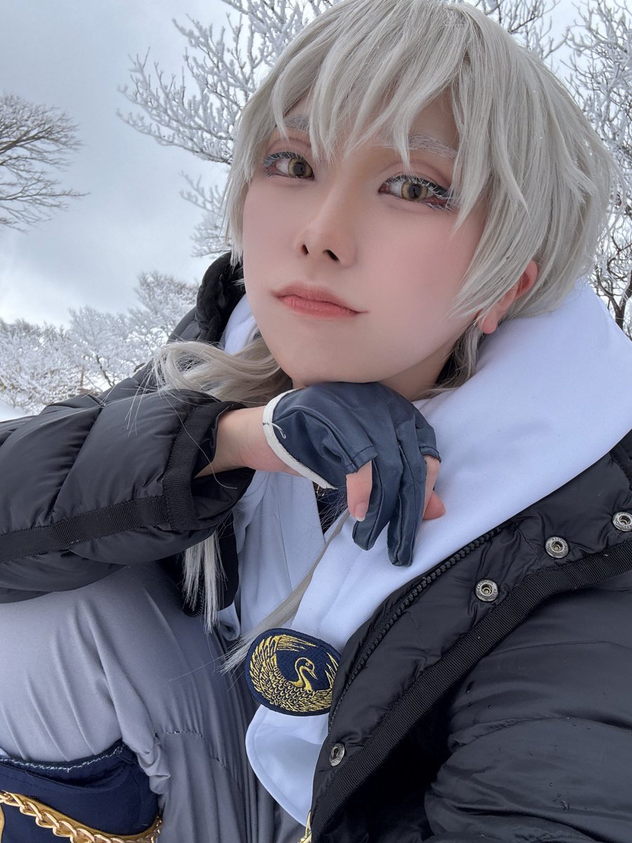 h_727_2's tweet photo. ⚠️cos・コート着用/無断使用禁止

今日は雪撮！！でした！！
めちゃめちゃ久しぶりのコスだったけど、めっちゃ楽しすぎました！！ありすちゃん、コメットさん1日ありがとうございました♡
#御在所スタジオ
#麗yers https://t.co/d1EL5sYBwN