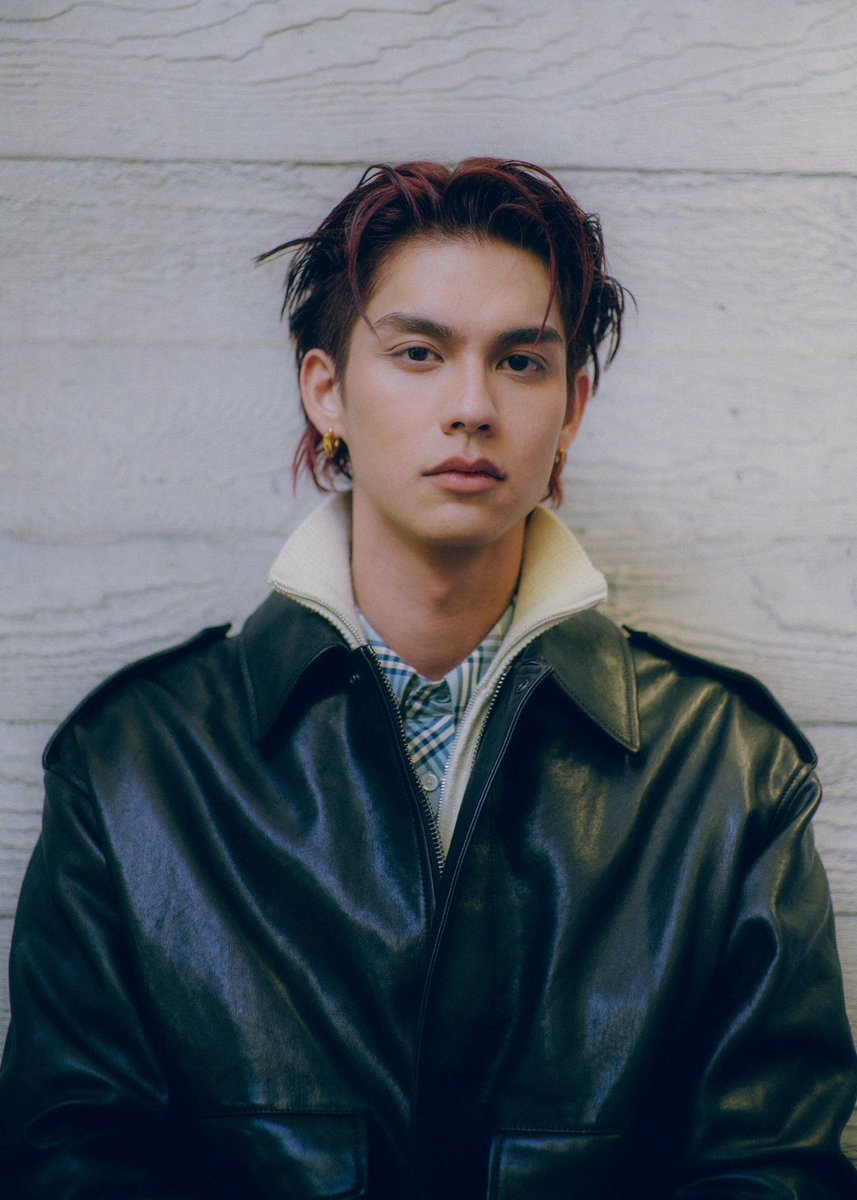 ElleMenThailand's tweet photo. ยินดีกับความสำเร็จของ ‘ไบร์ท วชิรวิชญ์’ ในบทบาทผู้ก่อตั้งแบรนด์ AstroStuffs ที่ได้รับเลือกให้เป็น 1 ในบุคคลสำคัญของ ‘Asian Brands 60’

#ELLEMENNews
#ELLEMENthailand
#bbrightvc
#AstroStuffs https://t.co/CC7GHcZ4AB