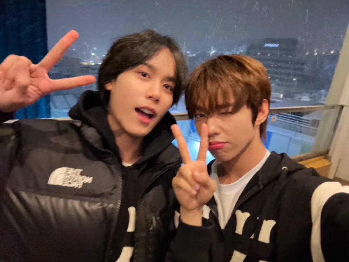 jeyelfied's tweet photo. jl's closeness to other trainees is undeniable, it shows how sociable and affectionate he was with people. my social butterfly is a treasure🥺 https://t.co/f9YPoA5TyN