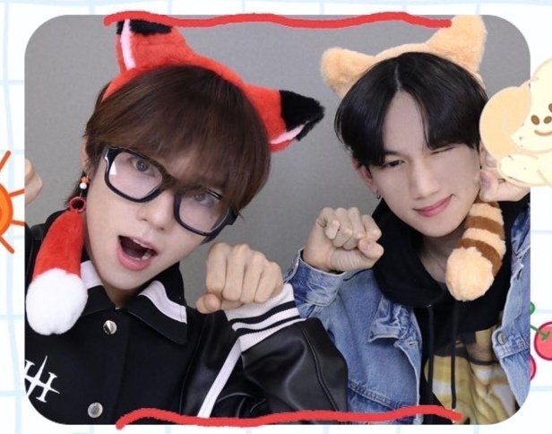 jeyelfied's tweet photo. jl's closeness to other trainees is undeniable, it shows how sociable and affectionate he was with people. my social butterfly is a treasure🥺 https://t.co/f9YPoA5TyN