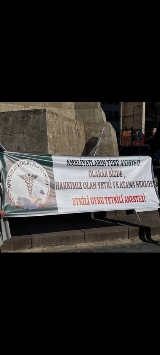 Ülkenin 4 bir yanından geldik. Ulusta buluştuk. Sağlık çalışanları emeklerinin karşılığını istiyor! Adil ve eşit atamalar için buradayız. <a href="/drmemisoglu/">Prof. Dr. Kemal Memişoğlu</a>
<a href="/memetsimsek/">Mehmet Simsek</a>
#SağlıkçıAtamaİçinUlusta