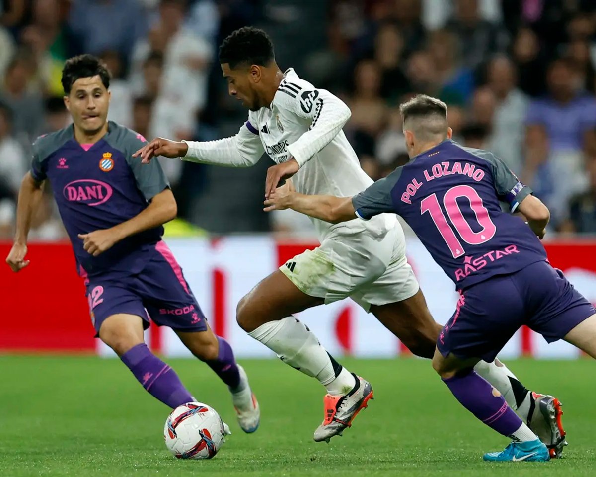 La_Remuntada's tweet photo. Amb la reobertura d’aquests possibles acords, Espanyol i Madrid esperen, tant ara com al futur, poder ajudar-se mútuament amb l’intercanvi de jugadors quan sigui necessari, i per això avui a la llotja de l’estadi sembla que es viurà un bon ambient. https://t.co/mp5T2tUl8q