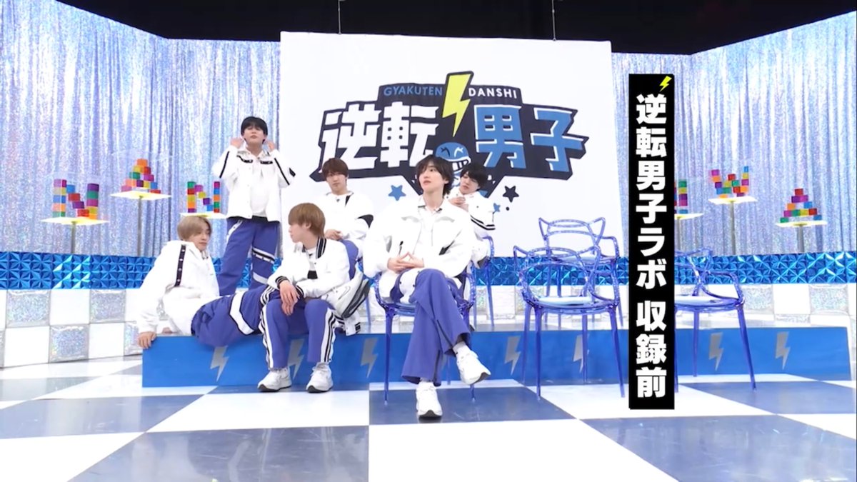 OoTk84's tweet photo. えっと………………………………………どういう……………………………………最初から最後までこの体勢だった訳で………………………………………… https://t.co/kSm7o3caun
