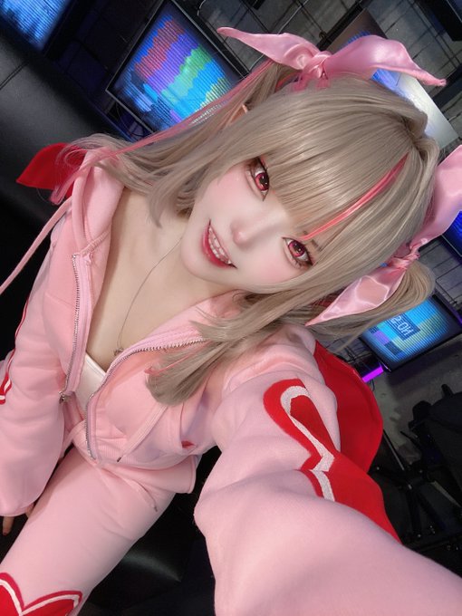 Twitterのコスプレ画像32