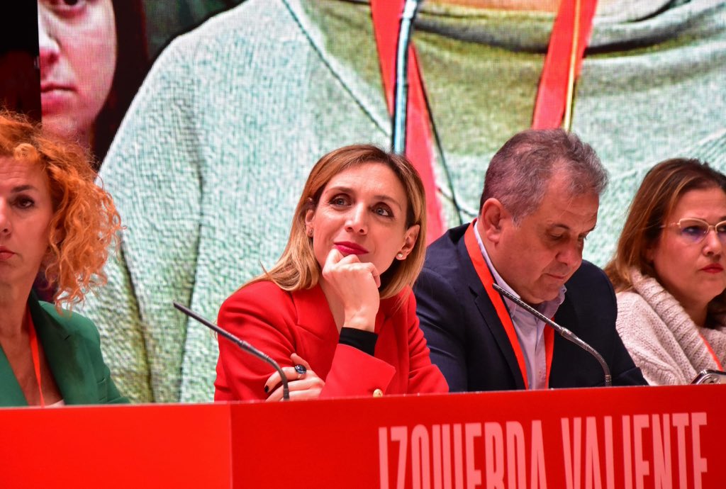psoealcorcon's tweet photo. 🔴Nuestra compañera y Alcaldesa de #Alcorcón @CandeTesta elegida Presidenta del 15 Congreso del @psoe_m.

¡¡Enhorabuena compañera!! https://t.co/3CD028aGV1