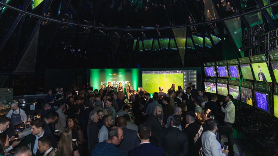 GirlsKnowFootballToo tweet media