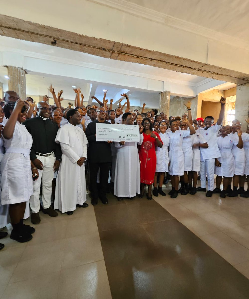 PeterObi's tweet image. Yesterday, I visited the College of Nursing Sciences and the School of Medical Laboratory Technicians at Bishop Shanahan Specialist Hospital, Nsukka—the only institution of its kind in the senatorial zone.

Like many other critical health and educational institutions across the…