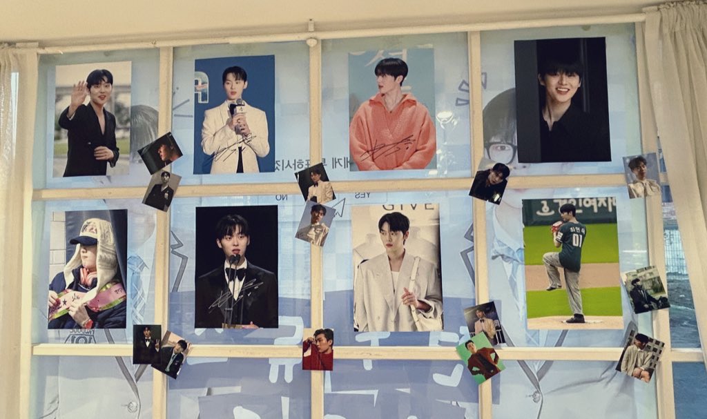 #당신의_현욱에게_투표하세요
#its_HWs_BDAYTIME
현욱배우님 1월 30일 생일 진심으로 축하드려요🎂🎂🎂
그리고 예쁘게 생일카페 해주신 주최자분들께 너무 감사드려요🙇‍♀️🙇‍♀️🙇‍♀️
앞으로도 오래오래 제 곁에 머물러주셨으면 좋겠어요💕
늘 응원해요❤️