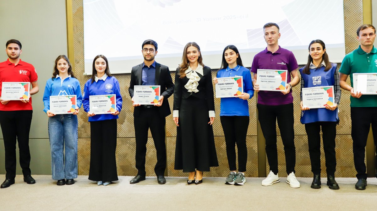 asanvolunteers's tweet image. 2 Fevral - Azərbaycan Gəncləri Gününə həsr olunmuş “Könüllü Təşkilatlarının Dayanıqlı İnkişaf Forumu” keçirilib.

Ətraflı: bit.ly/40X6Zzu

#ASANKönüllüləri #ASANVolunteers #AKTİ #AzGF #AzərbaycanKönüllüləri #DayanıqlıİnkişafForumu