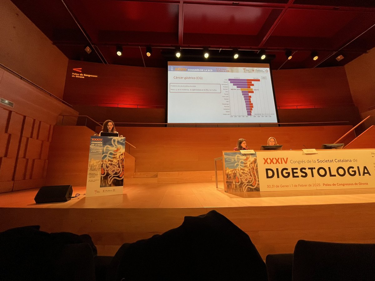 Servei Gastroenterologia Hospital Clínic Barcelona (@gasclinicbcn) on Twitter photo <a href="/iluzko/">Irina Luzko Scheid</a> presenta els diferents perfils de miRNA per diferenciar càncer gàstric, lesions precursores i mucosa gàstrica normal.
👉 resultats prometedors per millorar el diagnòstic precoç del càncer gàstric
👏👏👏
<a href="/MoreiraR_Leti/">Leticia Moreira</a> <a href="/SCDigestologia/">SCDigestologia</a> <a href="/iluzko/">Irina Luzko Scheid</a> presenta els diferents perfils de miRNA per diferenciar càncer gàstric, lesions precursores i mucosa gàstrica normal.
👉 resultats prometedors per millorar el diagnòstic precoç del càncer gàstric
👏👏👏
<a href="/MoreiraR_Leti/">Leticia Moreira</a> <a href="/SCDigestologia/">SCDigestologia</a>