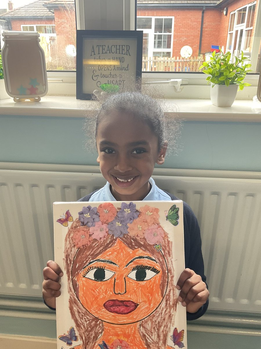 MrsIreland3's tweet image. Excellent class work, certificate winners and fantastic effort with the Frida Kahlo homework. Such creativity! #ThattoHeath #Proud