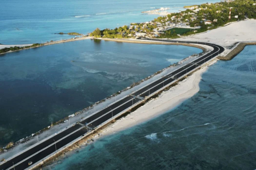FactCheckMV_'s tweet photo. India's $77.6M development aid brings the Hankede Bridge to life in Addu City! Another milestone in the strong India-Maldives partnership. Now open for public! #IndianSupport #MaldivesIndia https://t.co/D0qB5IjLJZ