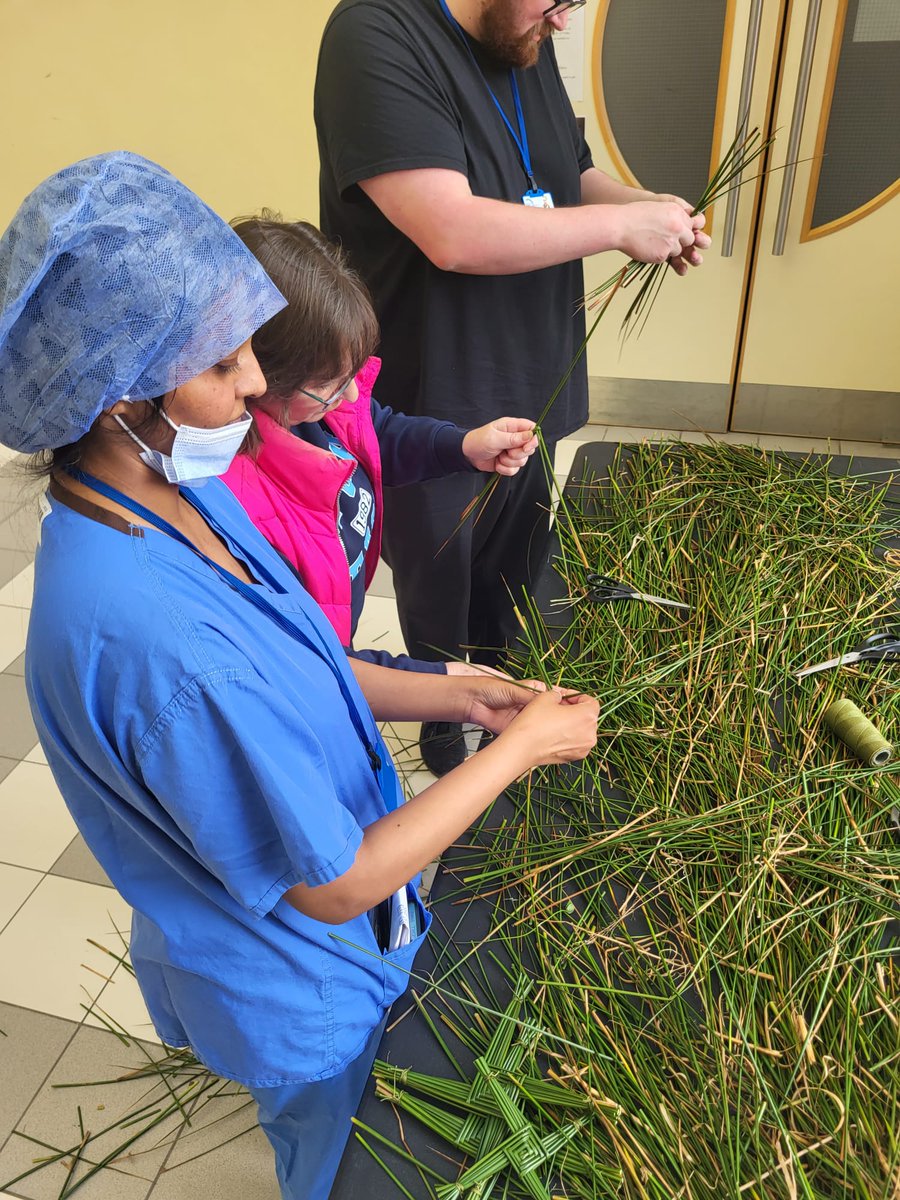 Róisín Comms tweet media