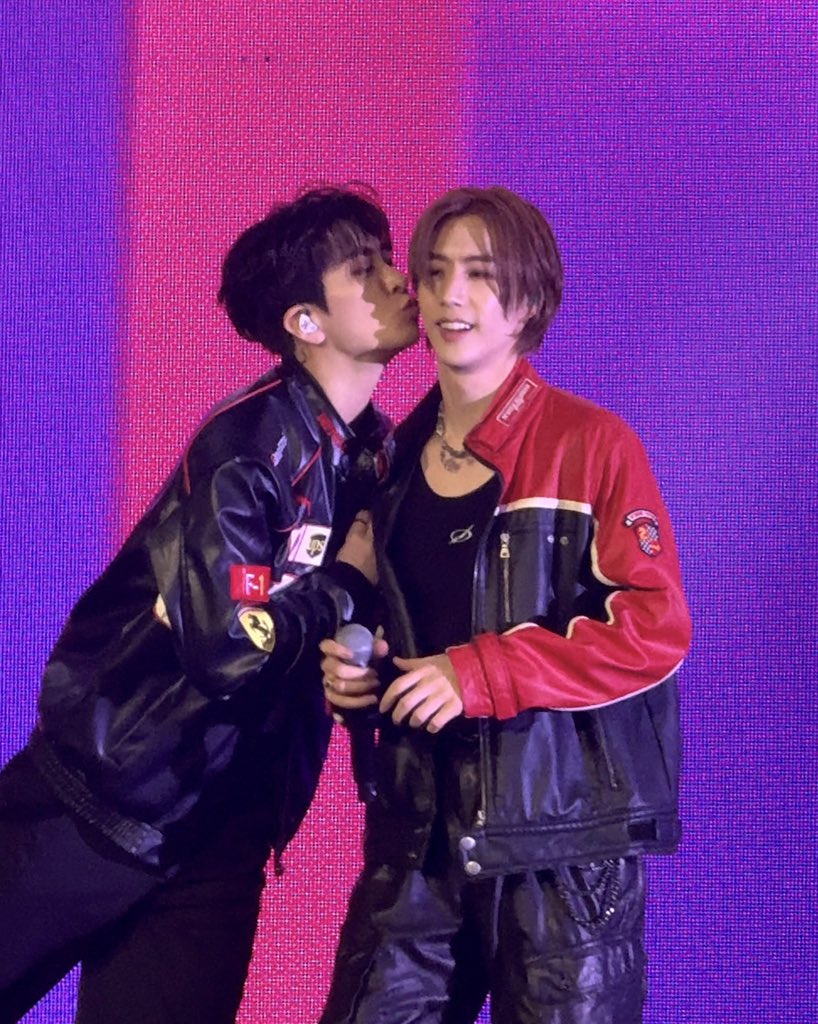 ป๊าม๊าโคโค่🥹🐶
#MarkTuan
#Youngjae 
#GOT7_NESTFEST_Day2
#GOT7_NESTFEST