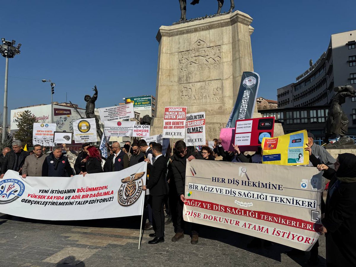 Sahadaki personel eksikliğinin giderilmesi için istihdamın bölünmeden tek seferde yapılmasını talep ediyoruz.
<a href="/RTErdogan/">Recep Tayyip Erdoğan</a>
<a href="/drmemisoglu/">Prof. Dr. Kemal Memişoğlu</a>
<a href="/memetsimsek/">Mehmet Simsek</a>
#SağlıkçıAtamaİçinUlusta