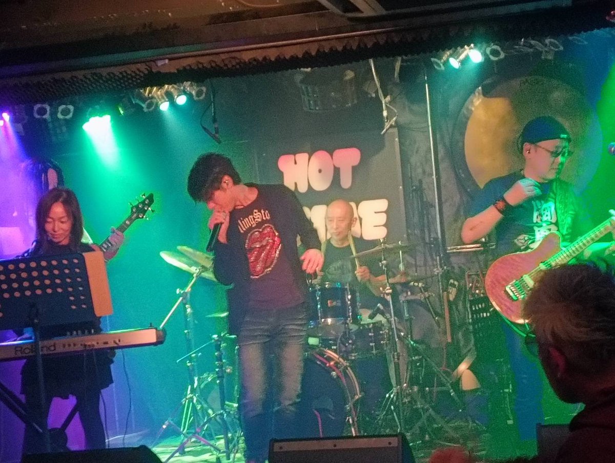 verM20230225's tweet photo. こんばんはでございます
月が替わってしまいました

2025.01.09 ver.M
@HotTime
来ていただいた皆さまありがとうございました！

セットリスト
1.Blowin' (HINOTORI ver.)
2.楽園
3.JAM
4.BANZAI
5.さまよえる蒼い弾丸(5ERAS ver.)

のちほど動画を専用チャンネルでアップします！ https://t.co/E9F25lbump