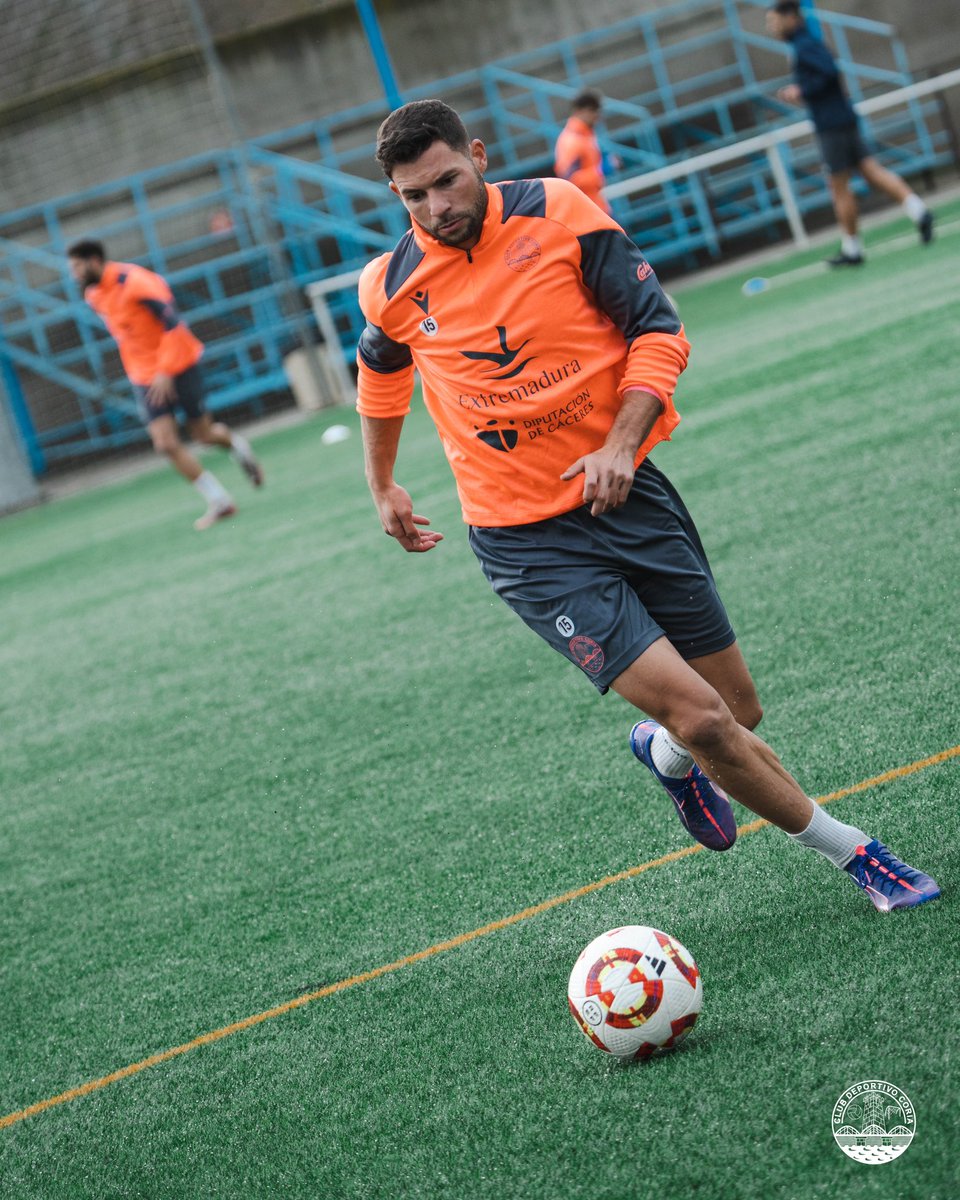 CDCORIA's tweet photo. ¡DEBERES HECHOS PARA MAÑANA! ✅⚽️

📲 #LaHistoriaCelesteLaEscribimosJuntos #ConquenseCoria https://t.co/2cPQhkBjT8
