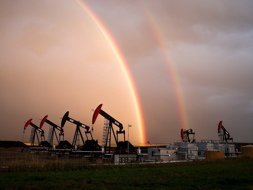 U.S. tariffs on Canada to start Feb. 1 with levies on oil and gas ‘around’ Feb. 18, Trump says  theglobeandmail.com/canada/article…