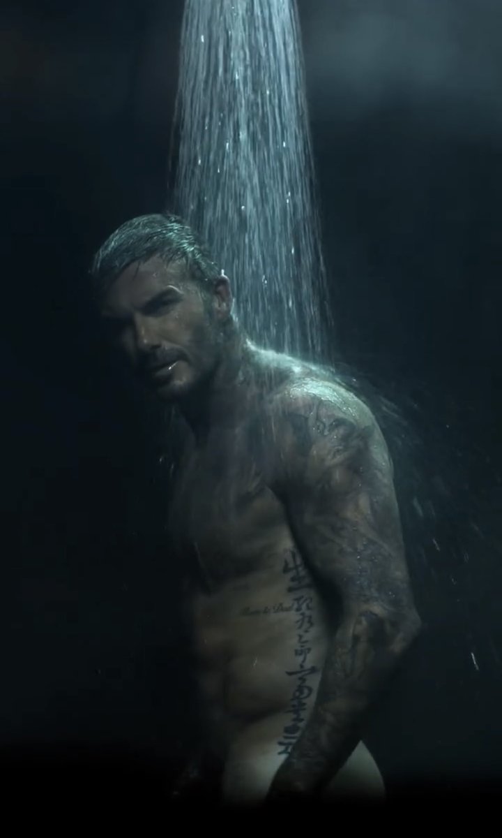 conexionpride's tweet photo. Aquí te dejamos más de #DavidBeckham para #Boss
#bulge #alertabulge #bulgealert https://t.co/4BfiKvFbI5