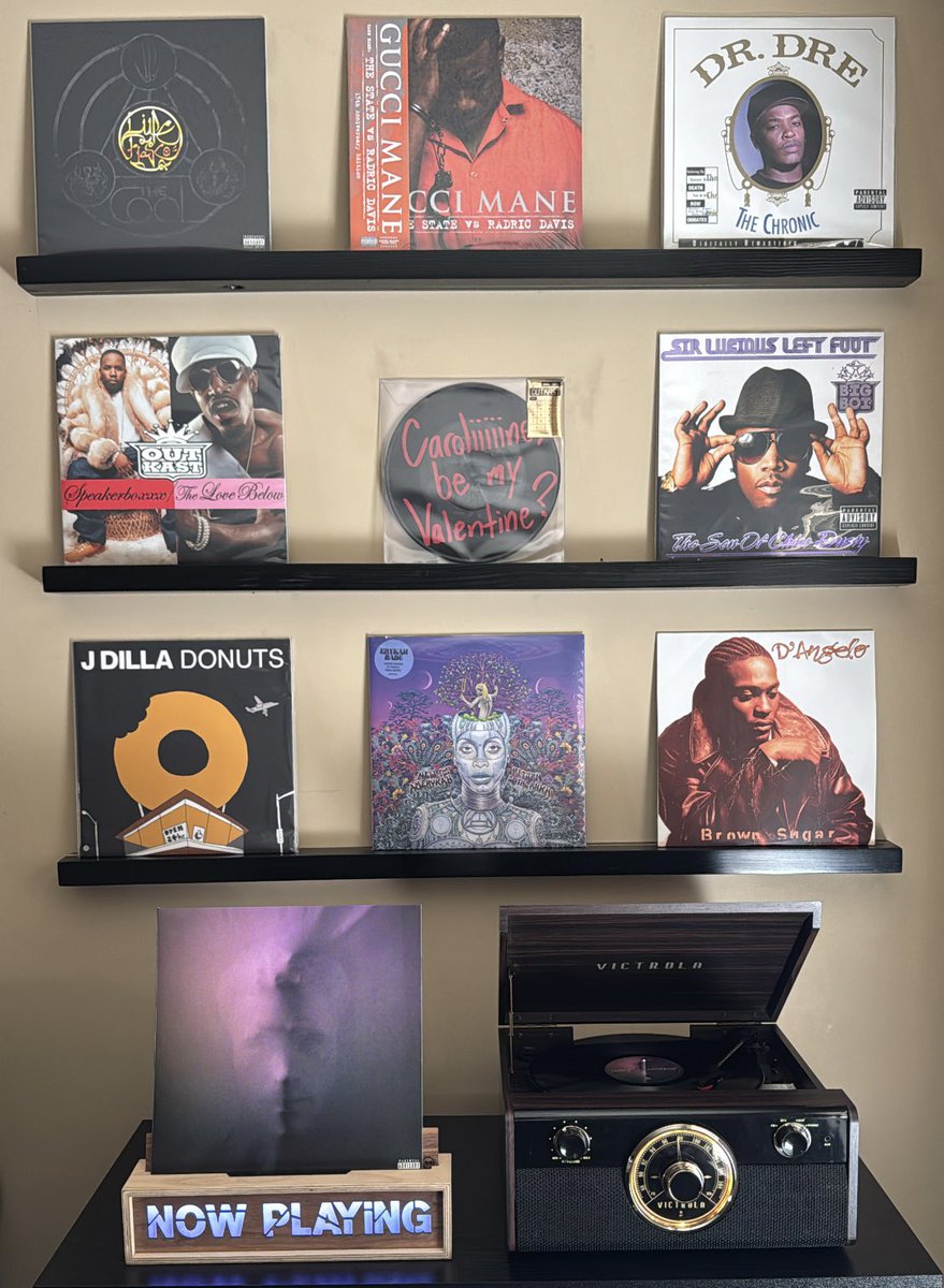 halfshelldell's tweet photo. wall update: february birthdays https://t.co/VzixzJZYaF