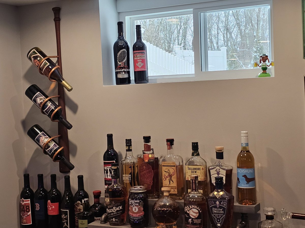 <a href="/phillywordart/">Dan Duffy</a> Finally got the bar done and the art up. What do you think, Dan?!