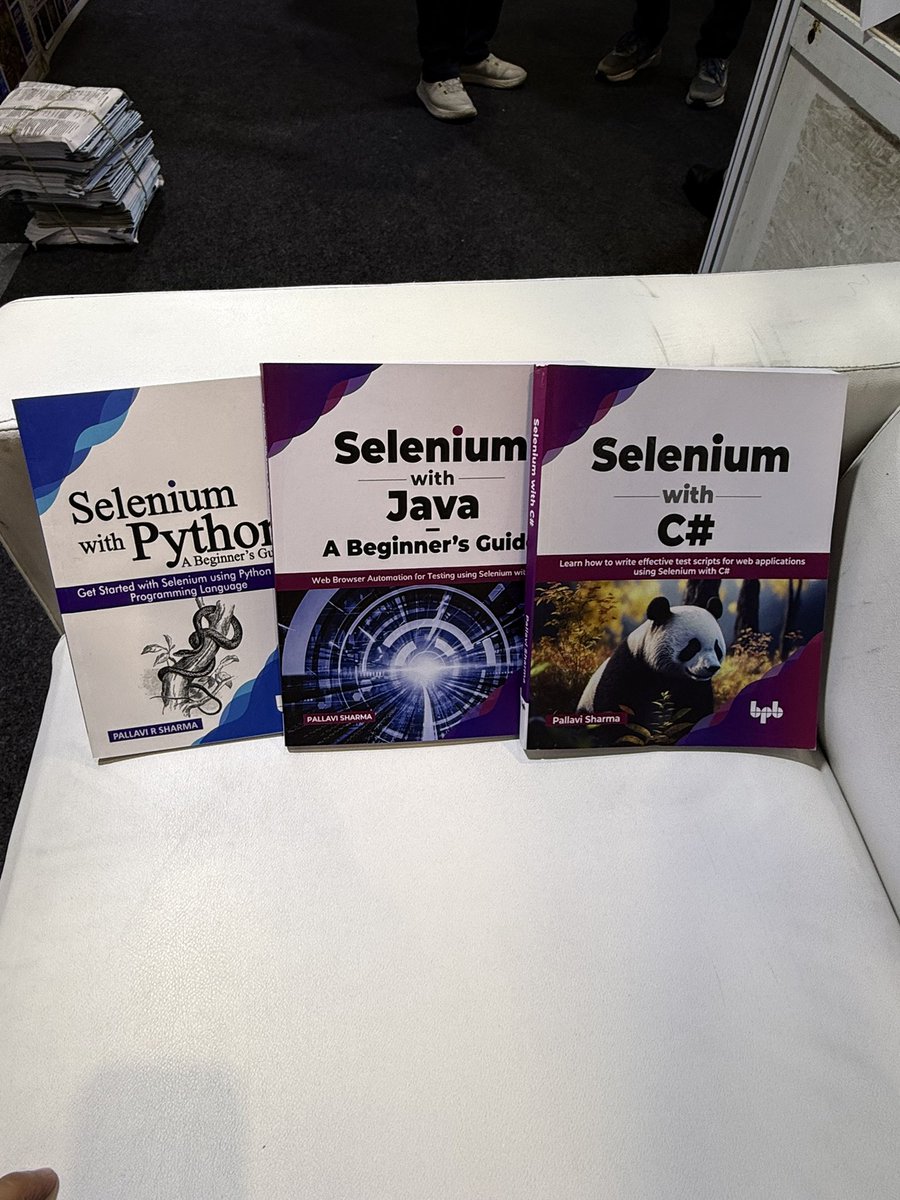 musepallavi's tweet image. Grateful as an author of technical books to see my three books with BPB Publications, Asia largest technical book publisher, at the New Delhi World Book Fair!
Moments like these make me very very happy and my heart fills with gratitude 💙♥️📚👩💻
#selenium #webdriver #testing…