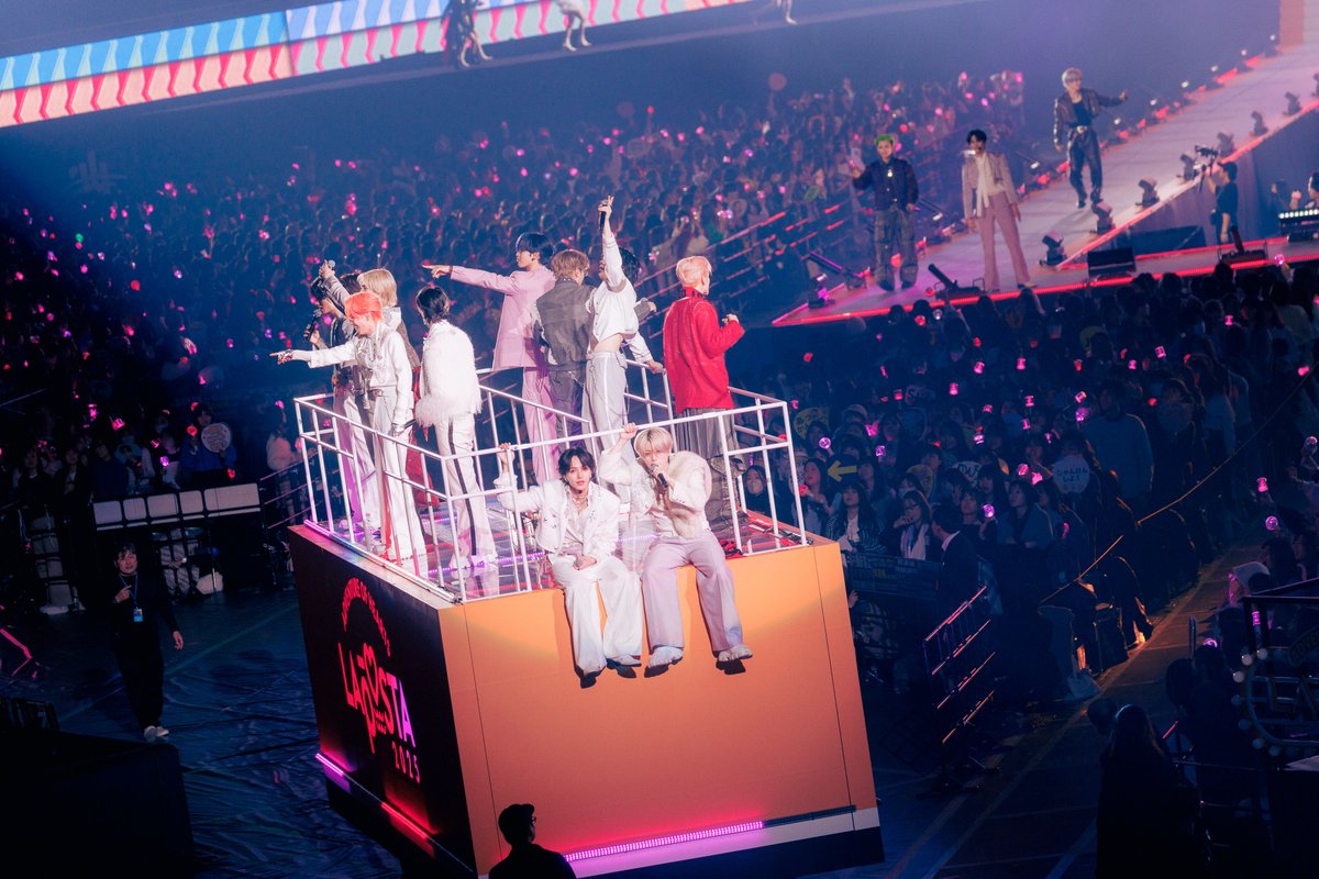 lapone_info's tweet photo. ◤￣￣￣￣￣￣￣￣￣￣￣￣￣￣￣￣￣￣￣￣
  　#LAPOSTA2025 Supported by docomo
  　　　　     DAY2 PHOTO 📷
＿＿＿＿＿＿＿＿＿＿＿＿＿＿＿＿＿＿＿＿◢

Thank you for your wonderful support today!!

#JO1 #INI #DXTEEN https://t.co/VMhLjXsuPZ