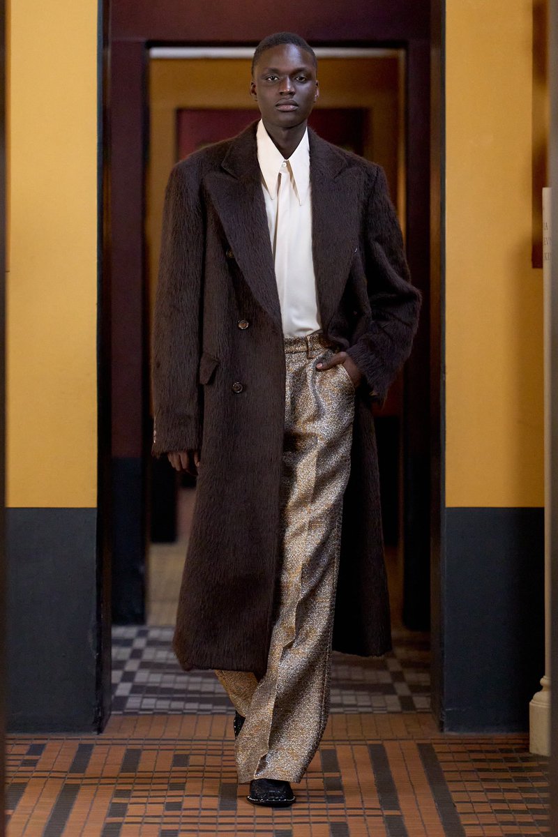 РЕНАТА. tweet media