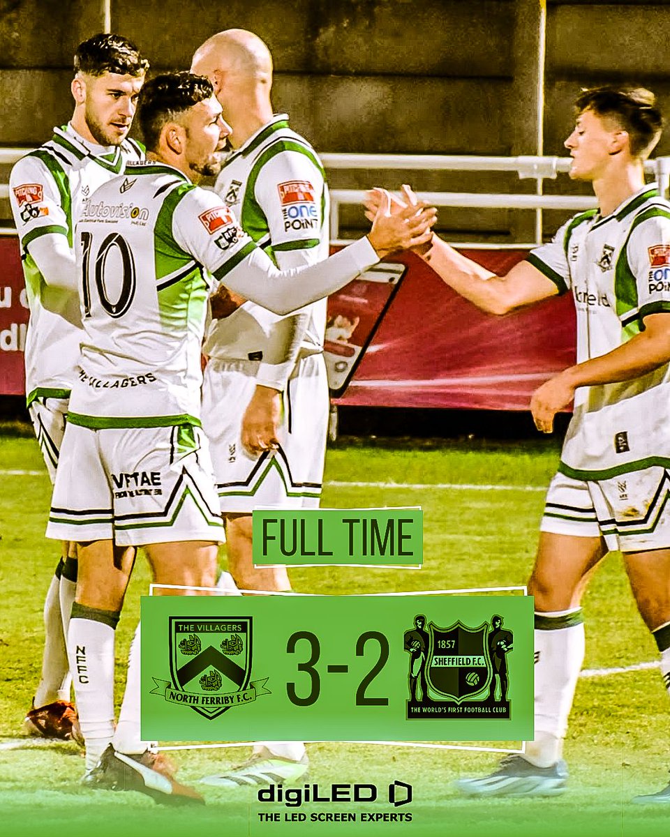 north_ferribyfc's tweet image. All over!! What a finish! 

⚪️ 3-2 🔵 [FT] #UTV