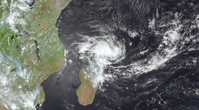[Géo] Mayotte : s’adapter aux risques et protéger les ressources - EDC qui vous met dans la peau d'un spécialiste des territoires ultra-marins  français en charge de proposer un plan de  protection de l’île de Mayotte. ⬇️

pedagogie.ac-orleans-tours.fr/spip.php?artic…