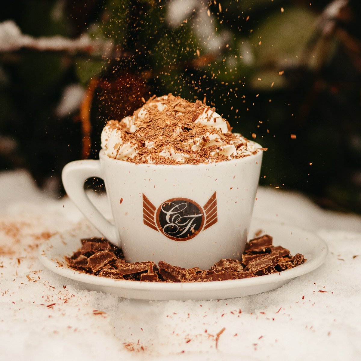 Dark Chocolate Day AND the beginning of the Hot Chocolate Festival in Greater Victoria! 🍫☕ How delicious is that? This February, sip your way through a lineup of unique hot chocolate creations from local businesses. With each cup, you'll be warming hearts and helping paws, $1