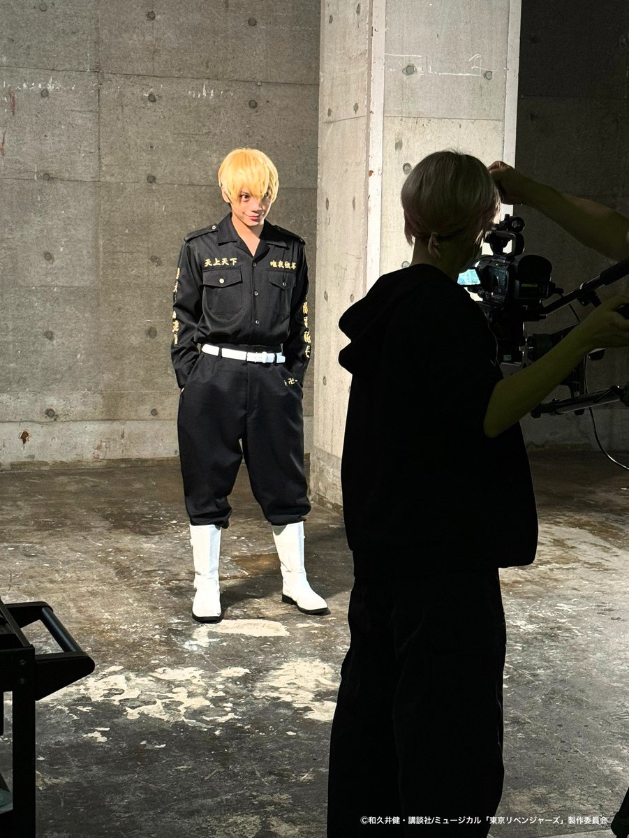 📣撮影オフショット公開 本日は #松野千冬 役 #佐藤流司 さんの