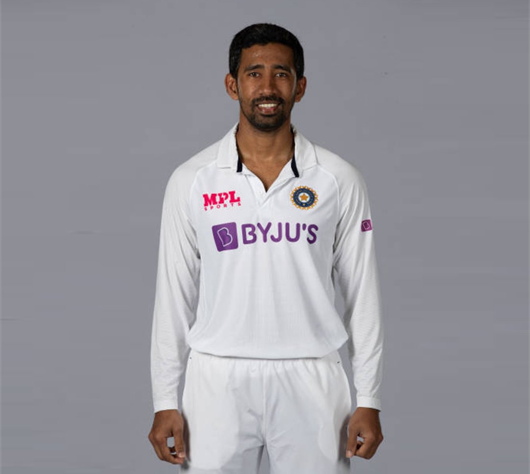 DineshKarthik's tweet photo. From one stumper to another, congrats @Wriddhipops  on a wonderful career. You have inspired many. Go well. https://t.co/A0fgACph3Y