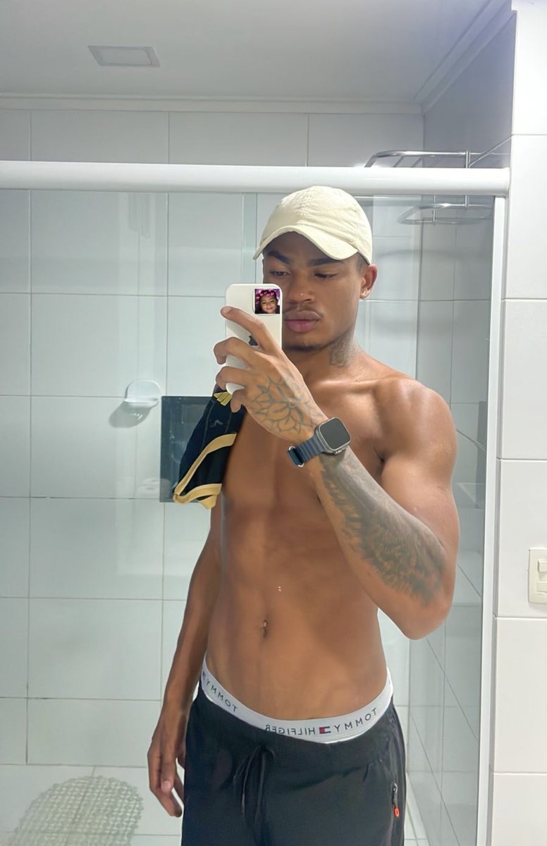 thaylonpreto's tweet photo. 🤎🤎 https://t.co/mRMIkgHqm0