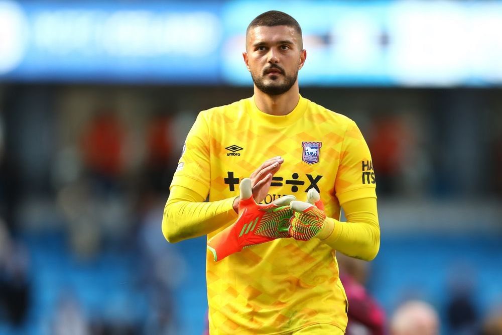The club have got so much right over the last couple of years, but buying this man for 8 million has got to be up there with one of the worst pieces of business the club has ever done #itfc