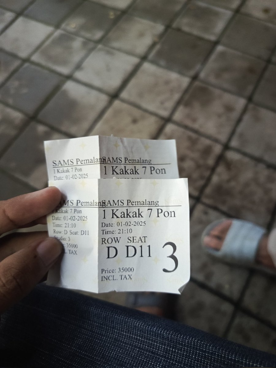 FrihvZ's tweet photo. gacor Wak filmnya, sukses bikin satu studio nangis @1Kakak7Ponakan 
keren banget aktingnya neng @Freya_JKT48 https://t.co/XrPgcFinbg