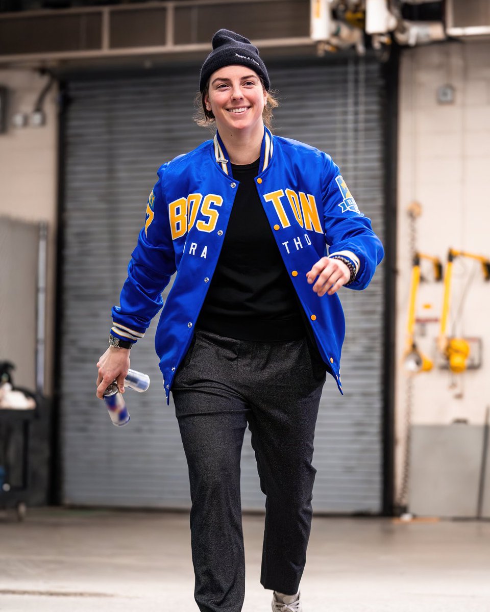 PWHL_Boston's tweet photo. Boston Strong 💙💛

Former defender @jheals7 is running the 2025 Boston Marathon! With the help of @bostonben29 , they were able to bring this custom jacket to life and we’re SO excited we get to support Heals in the months leading up to the big day!

Who do you think will be rocking this next? 👀