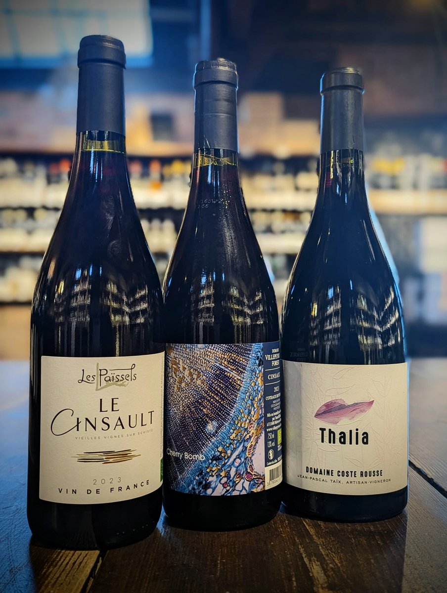 Discover monocépage wines! Let's start with Cinsault, a grape widely found in the South of France, producing elegant, fruity wines.🍇🇫🇷 Experience this underappreciated grape with our monocépages at Hourlier Wines - we love it so much that we have 3!🍷 hourlierwines.co.uk/collections/ci…