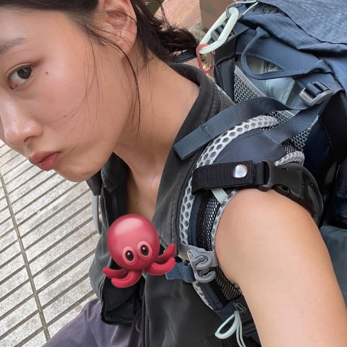 torpaminover's tweet photo. 아 어떤여자아이 인스타 스무 장 꽉꽉채워 올려준 거 넘커여워 따랑스러워……. 그치만 이런 셀카들 차곡차곡 쌓아놓지말고 그때그때 풀어주거라 자주 보고싶어🥺 https://t.co/UF46PHL2zd