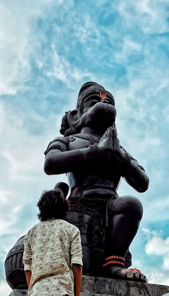 ABHAYTI1799's tweet photo. *किसी की जुबान बोलती है,* 
 *किसी की नीयत बोलती है,* 
 *किसी का पैसा बोलता है,* 
 *किसी का समय बोलता है,* 
 *किसी का पद बोलता है,* 
 *परंतु जीवन के अंत में ईश्वर के सामने तो बस व्यक्ति का कर्म बोलता है...!* 

━━━━✧❂✧━━━━ https://t.co/zvIj408LUL