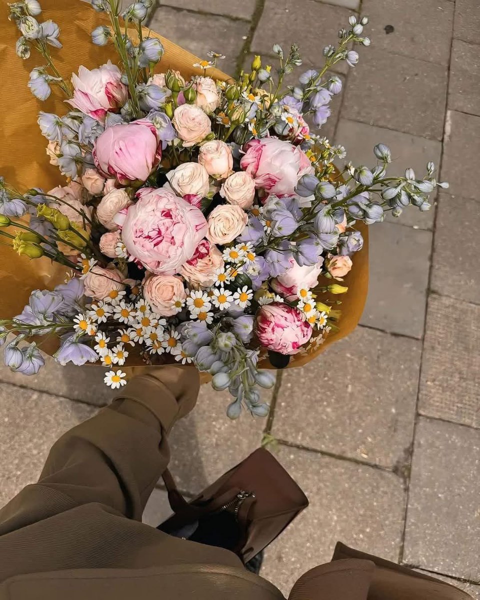 شكل كلمة (تُحفة)💗.