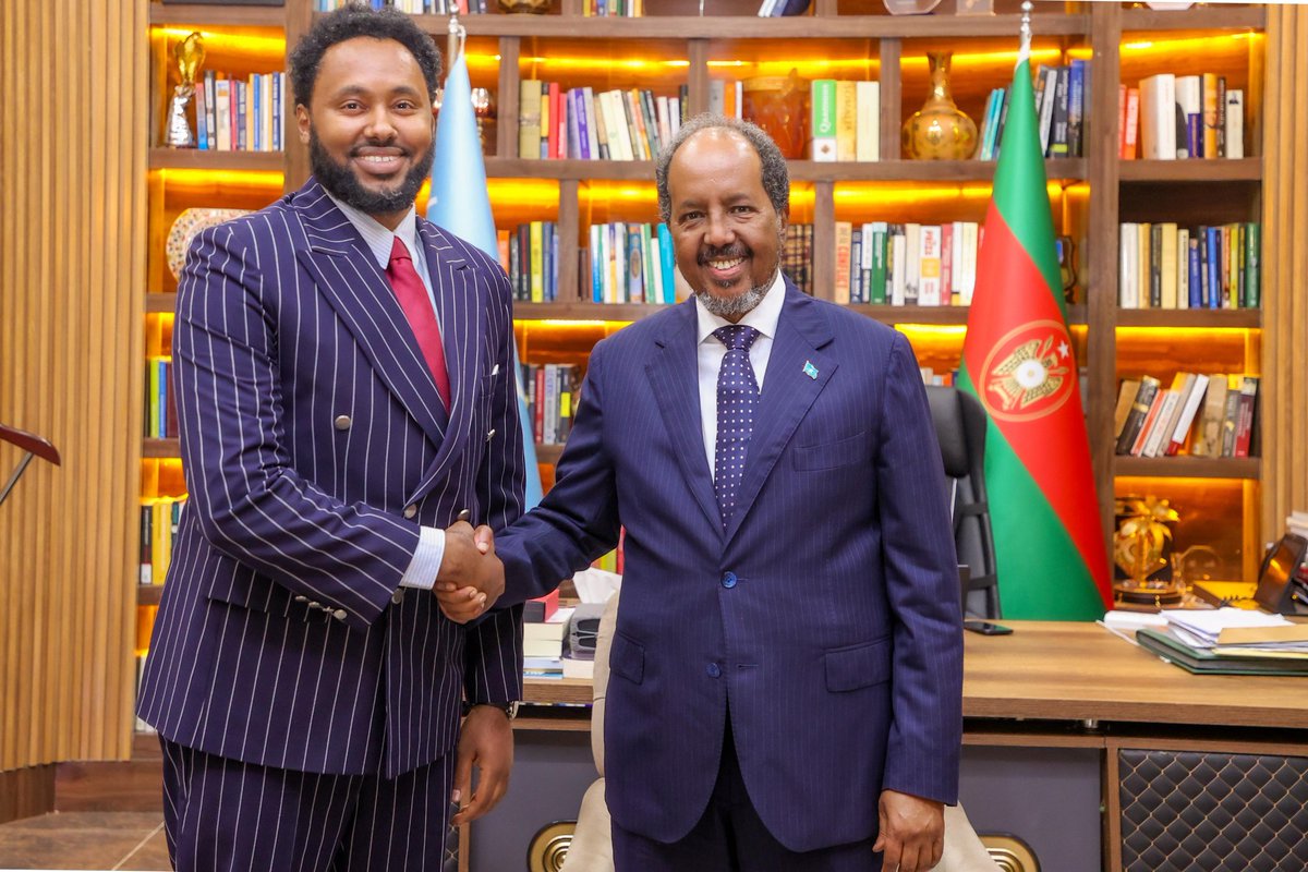 H.E. President <a href="/HassanSMohamud/">Hassan Sheikh Mohamud</a> received Finland’s Special Envoy on Peace Mediation in the Horn of Africa, Suldaan Said Ahmed, at <a href="/TheVillaSomalia/">Villa Somalia</a>. The meeting focused on advancing Somalia-Finland relations and enhancing cooperation on regional peace and security, with an emphasis