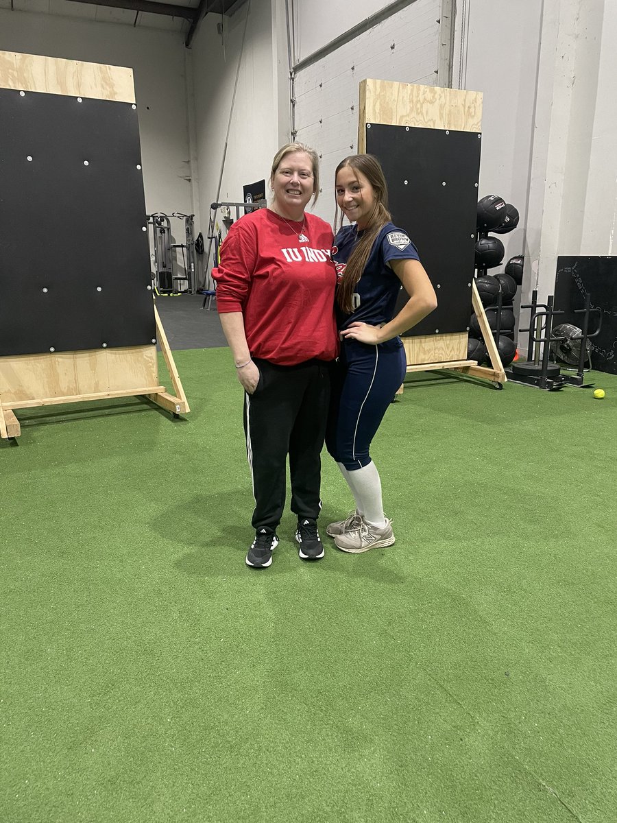 A huge thanks to <a href="/CoachMandy13/">Mandy Sansbury🥎</a> and all of the players for putting on a great hitting camp! I learned a ton of new drills and knowledge, can’t wait to be back!